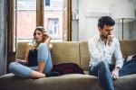 how to tell if my boyfriend is cheating on me, how to tell if my girlfriend is cheating on me, 6 obvious signs that your partner isn t interested in marriage, First date