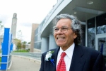John Kapoor, insys therapeutics contact, indian american billionaire john kapoor on trial over bribing doctors, Indian billionaires