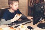 junk food, children using internet, more internet time soars junk food request by kids study, Autism