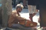 Sonu Nigam acts, Sonu Nigam, sonu nigam turns roadside ustad, Being indian
