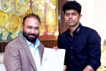 Thalapathy Vijay son Jason Sanjay, Jason news, vijay s son directorial debut updates, Mgr