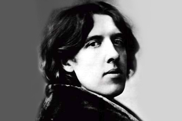 Oscar Wilde},{Oscar Wilde