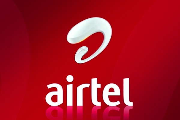 Airtel snoops on its customers},{Airtel snoops on its customers