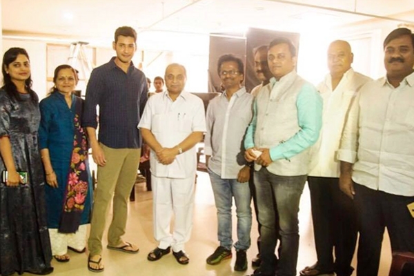 Mahesh Bonds with Gujarat Deputy CM