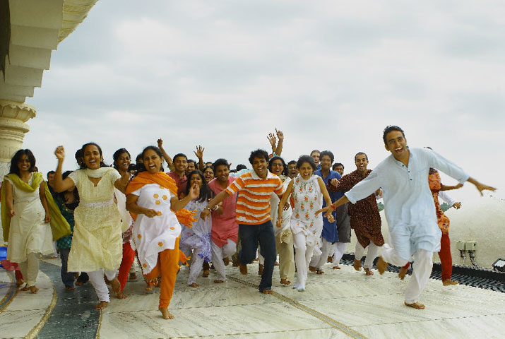 /media/k2/galleries/59093/new-year-with-Yoga-G2