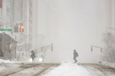 Massive Snowstorm Hits US: Over 5600 Flights Cancelled