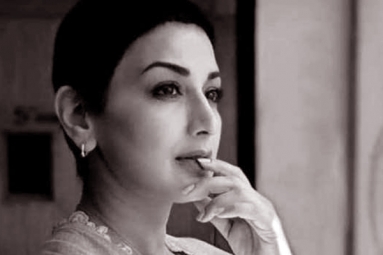 Cried for an Entire Night: Sonali Bendre Opens up About Her Cancer Phase