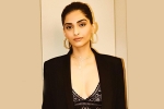 Sonam Kapoor updates, Sonam Kapoor hot, sonam flaunts off her curves, Cleavage