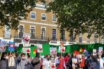 India, protest, pakistanis sing vande mataram alongside indians during anti china protests in london, India vs pakistan