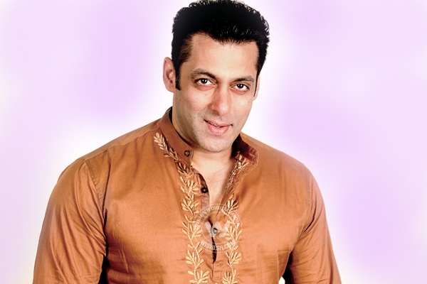 Salman Khan In a Tamil Remake},{Salman Khan In a Tamil Remake